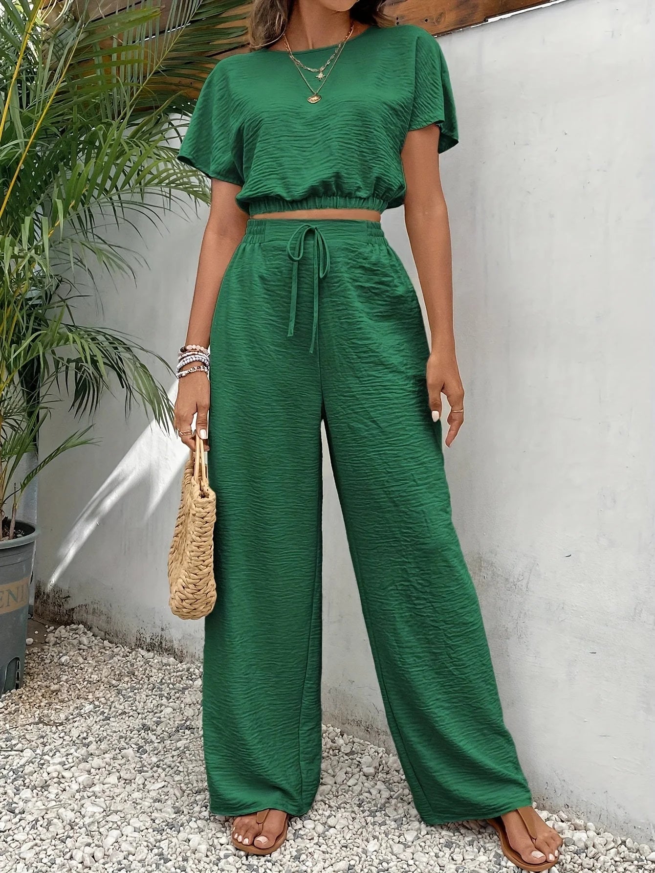 Elegant Two-Piece Fashion Suit for Women
