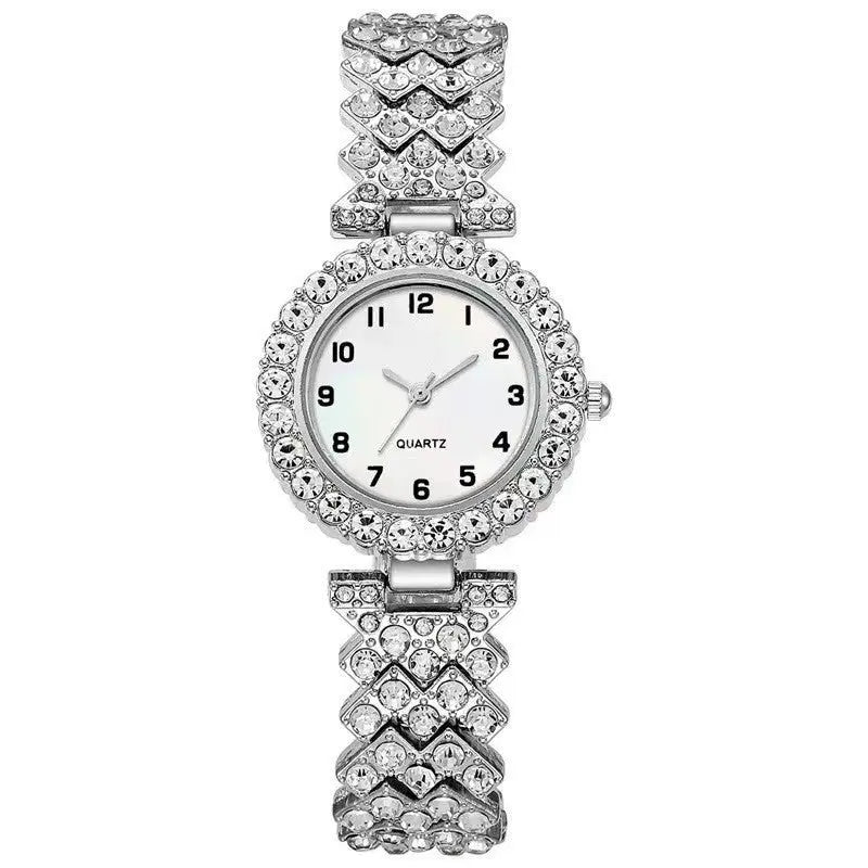 Scarlette - Elegant Diamantdetaljeret Kvinde Armbåndsur-Watches-Zuruz-Sølv-Zuruz