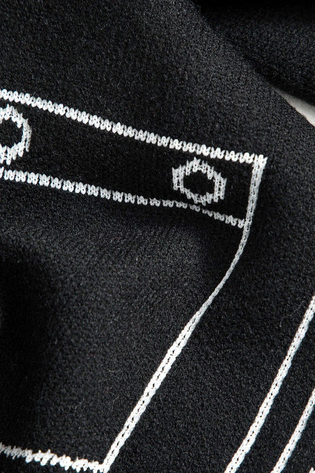 Yvette – Tidløst Line Mønster Kvinde Sweater Cardigan-Cardigans-Zuruz-Zuruz
