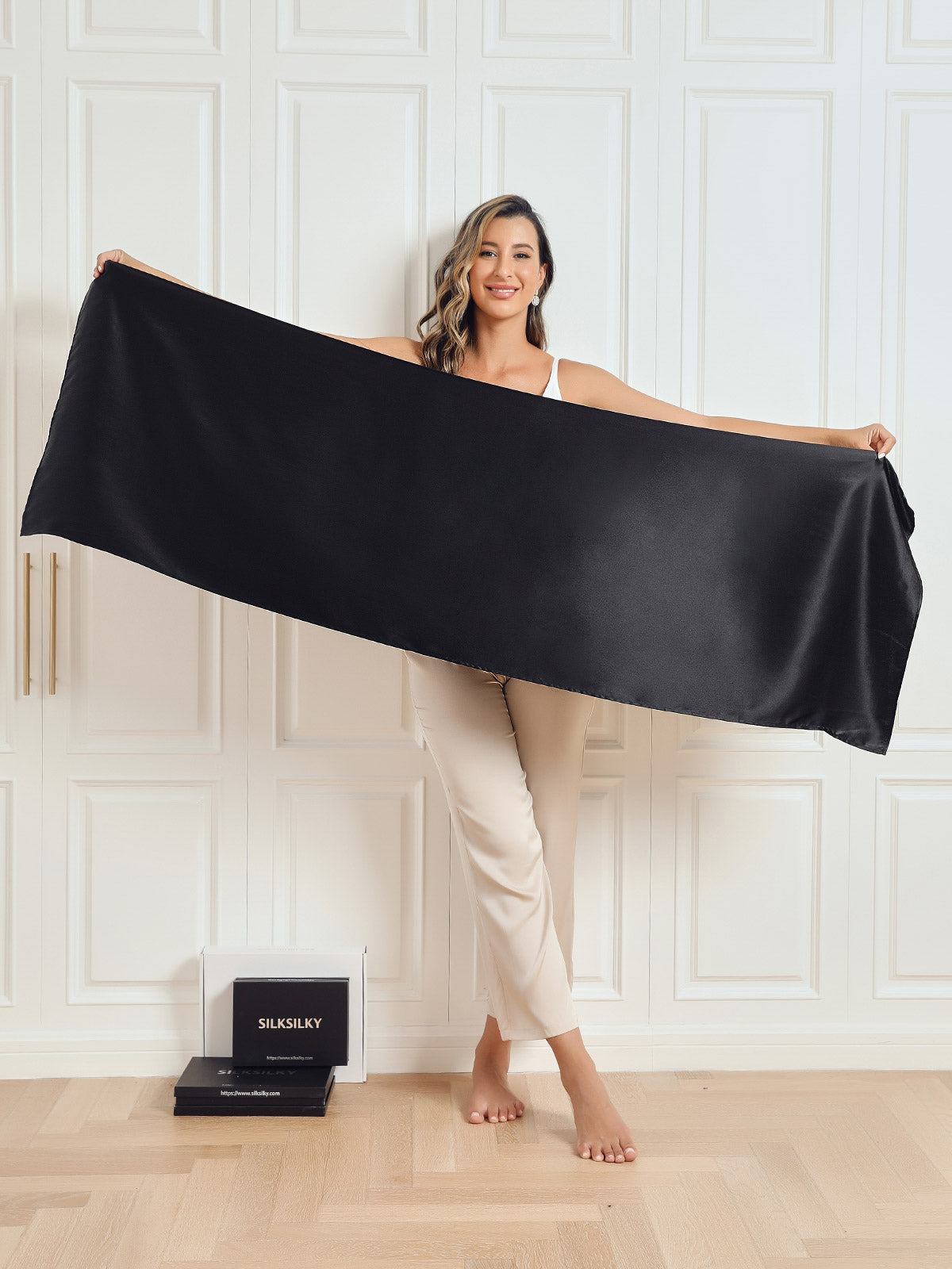 Corinne – Tidløs ensfarvet dame langt tørklæde-Scarf-Zuruz-Zuruz