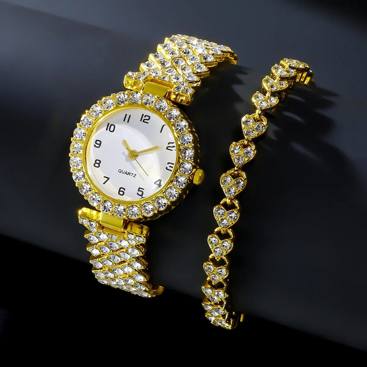 Scarlette - Elegant Diamantdetaljeret Kvinde Armbåndsur-Watches-Zuruz-Gulddragt-Zuruz
