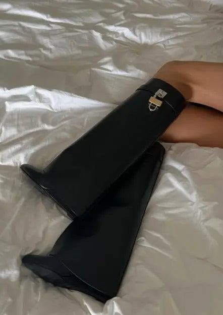 Modern Wedge Boots Black Vegan Leather With Lock Detail - Product detail 9