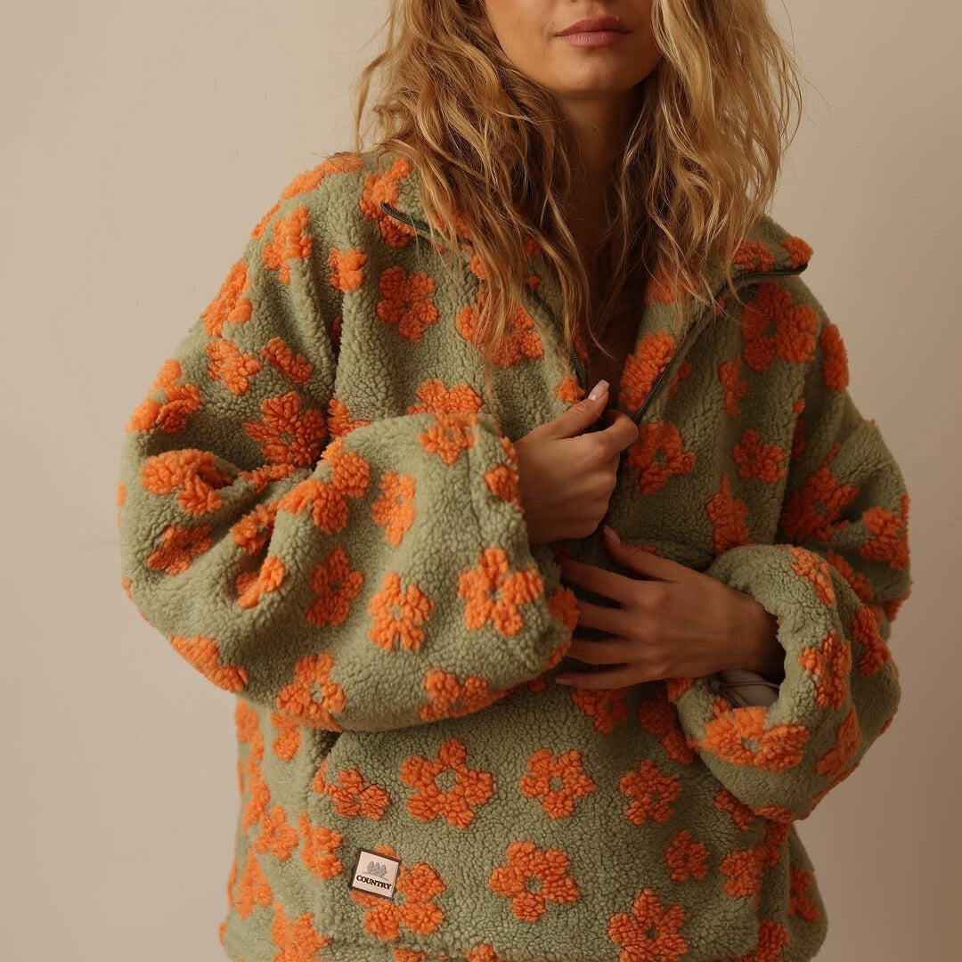 Oversized sherpa jumper with ribbed cuffs and hem for women
