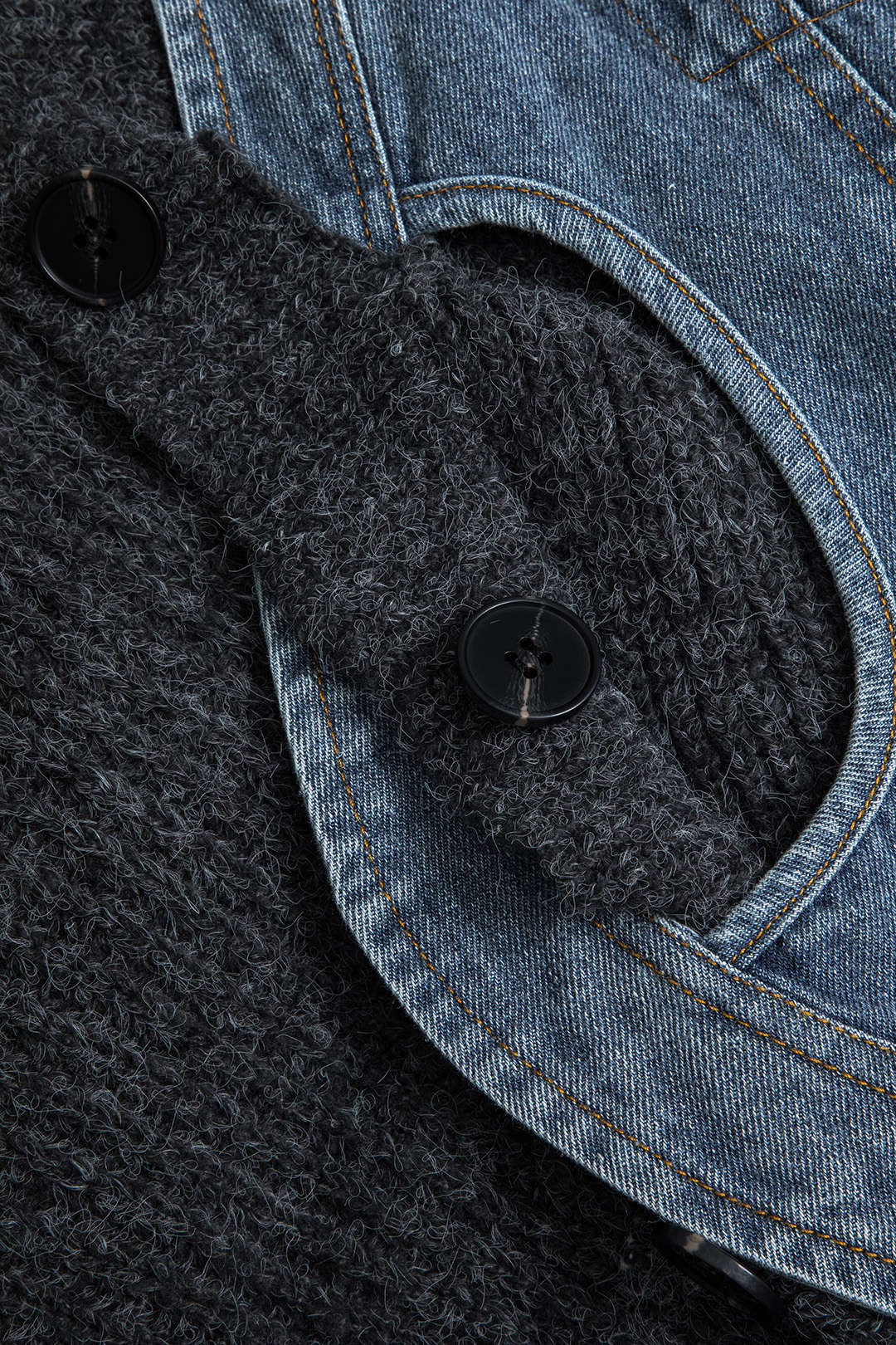Theodosia – Asymmetrisk Design med Lommer Kvinde Cardigan-Cardigans-Zuruz-Zuruz