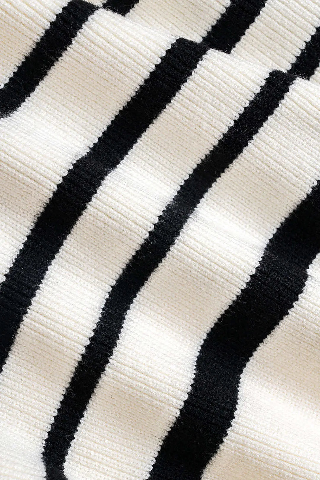 Selina – Kontrast Pyntesøm Rullekrave Kvinde Cardigan-Cardigans-Zuruz-Zuruz