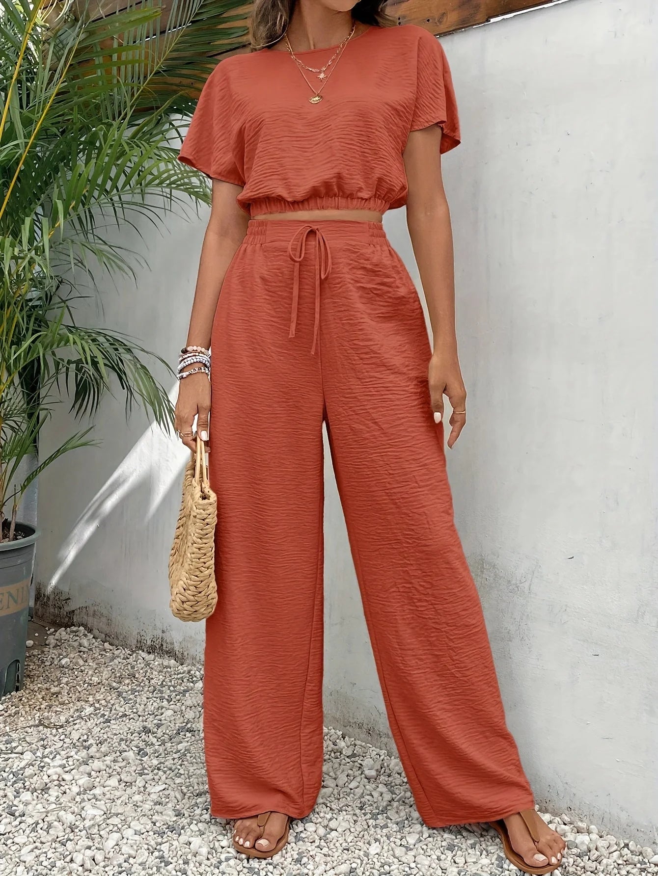 Elegant Two-Piece Fashion Suit for Women