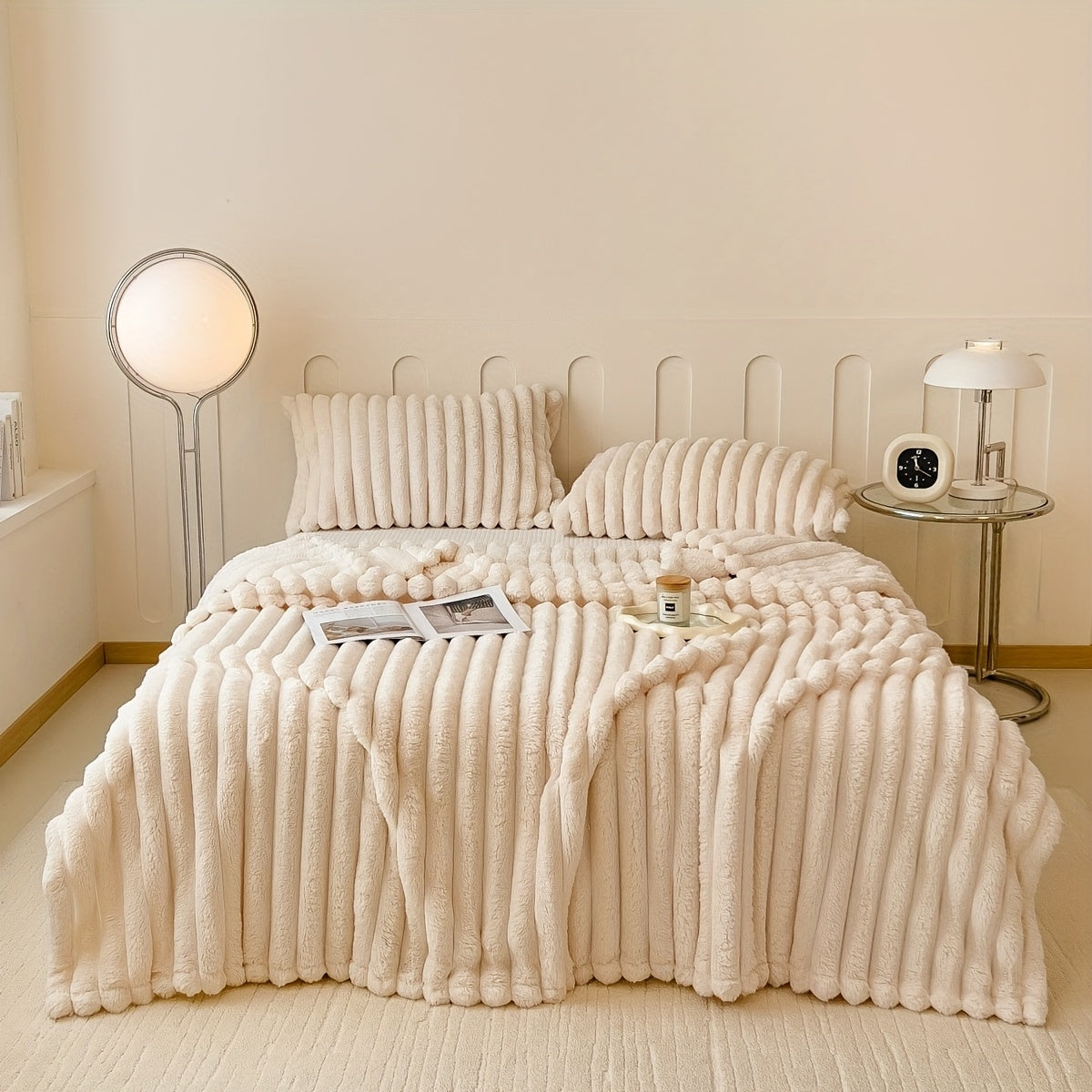 1pc Traditional-Style Striped Plush Blanket, Thick Double-Sided Fleece, All-Season Multipurpose Knit Polyester, Machine Washable, 250-300gsm