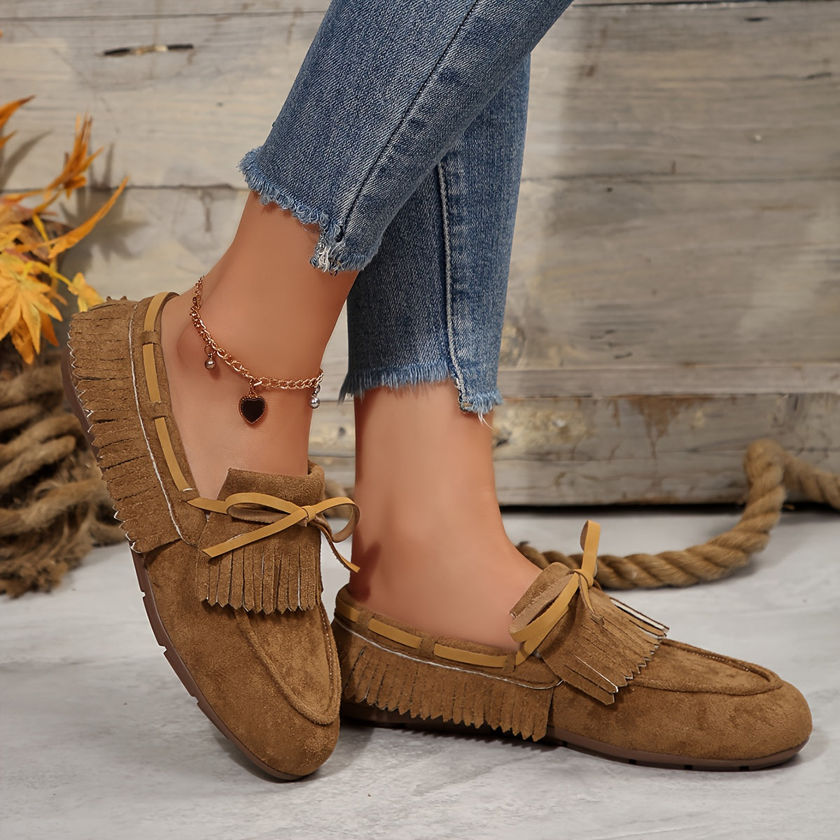 Women's Slip-On Moccasin Loafers with Fringe Tassels - Soft Brown Round-Toe All-Season Comfortable Casual Shoes, Beige & Brown Fringe Trim, Arch Support & Cushioned Insole, Durable Rubber Sole for Casual Attire, Office, Semi-Formal Events - Versatile All