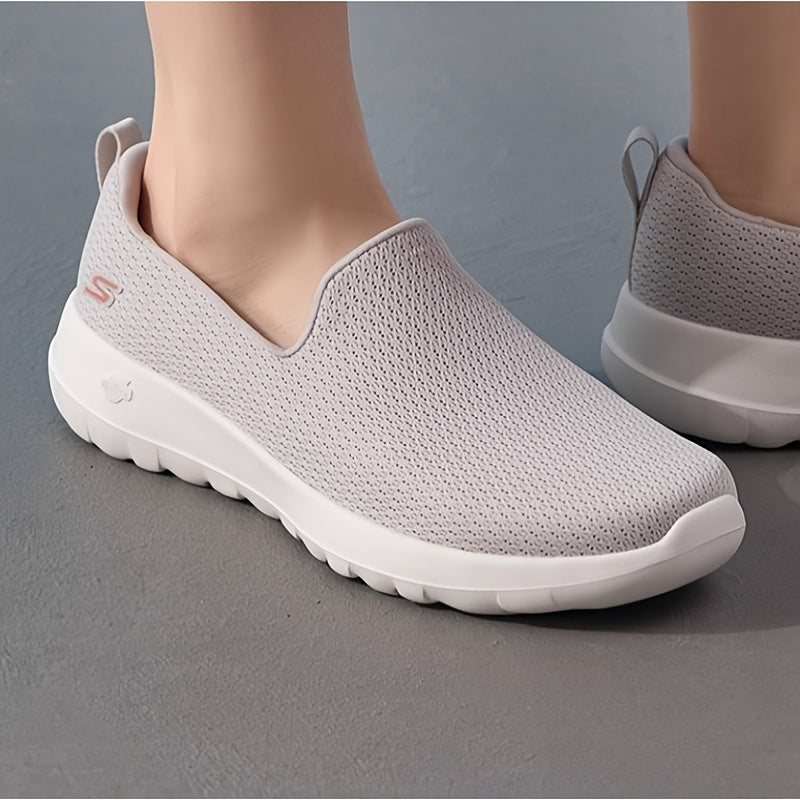 Skechers Women's Slip-Resistant Arch Support Sneakers - Lightweight All-Season Walking Shoes with Cushioned EVA Sole, Light Grey & White Breathable Mesh & Insole, Casual Sneakers for Everyday Comfort (Original Box Included), Sneakers Shoes for Women, Sho