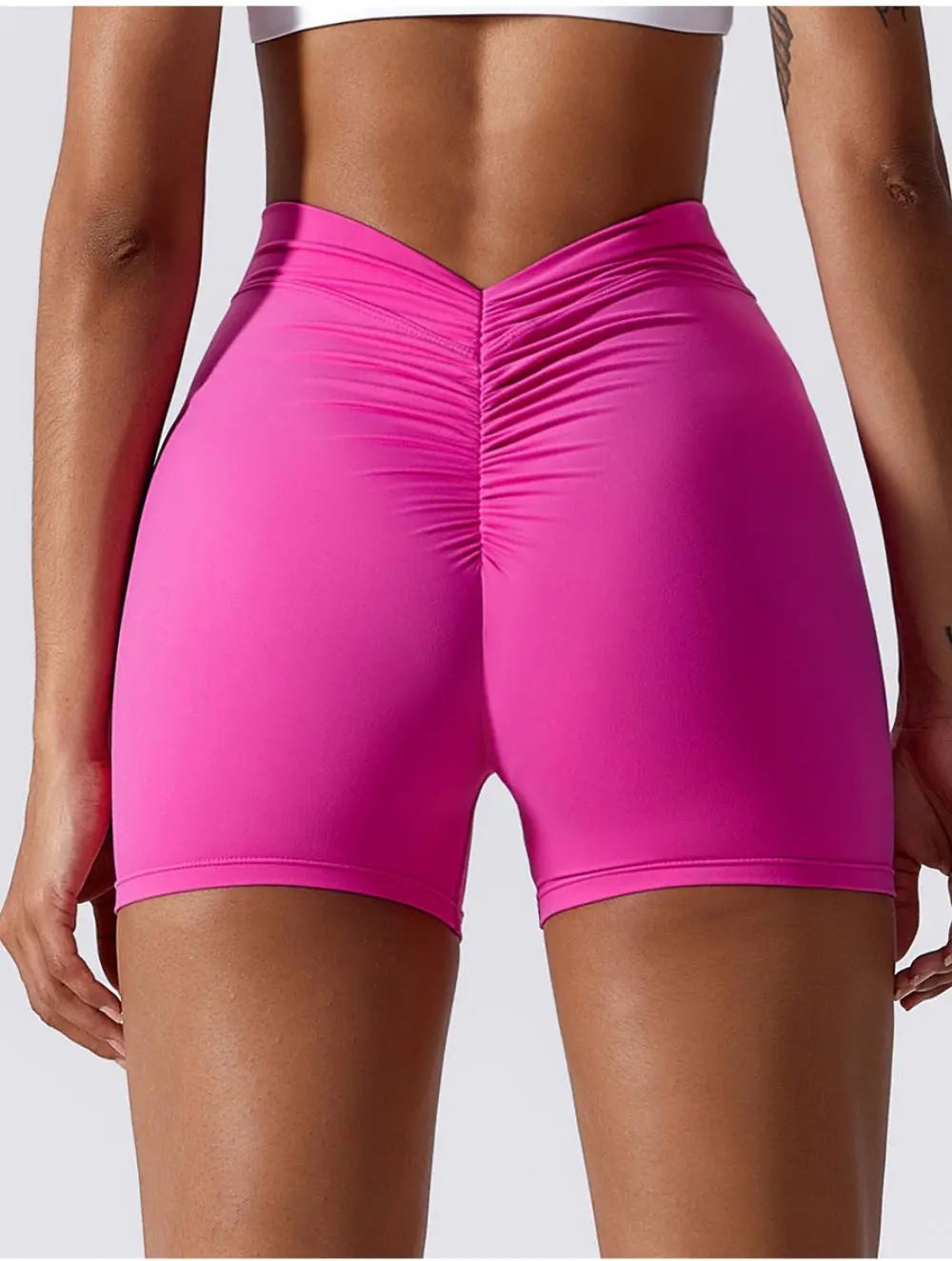 Kairi – Ultra fleksibel konturerende dame activewear shorts-Shapewear-Zuruz-Lyserød-S-Zuruz