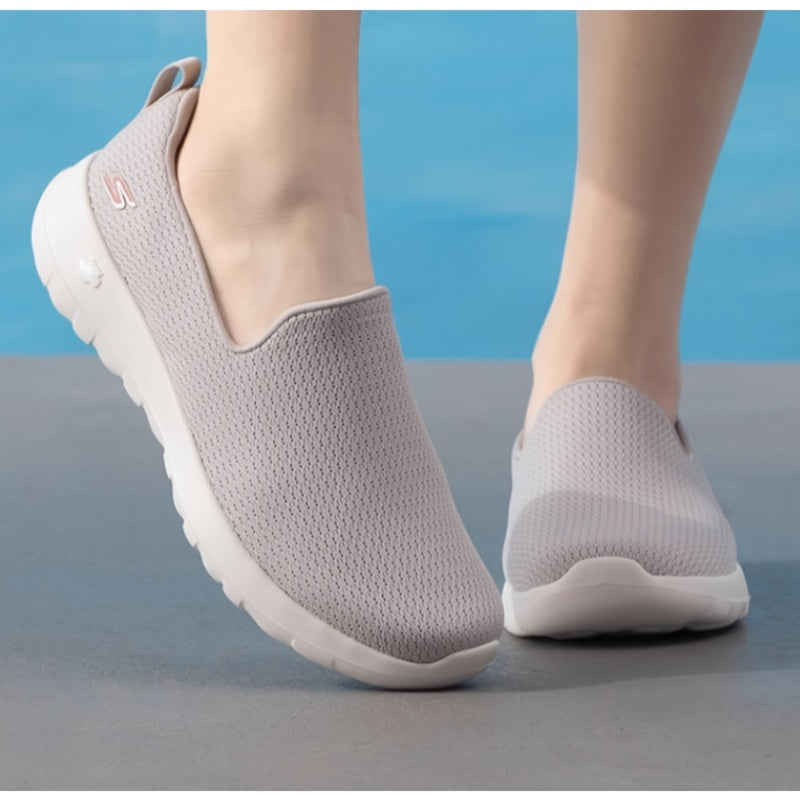 Skechers Women's Slip-Resistant Arch Support Sneakers - Lightweight All-Season Walking Shoes with Cushioned EVA Sole, Light Grey & White Breathable Mesh & Insole, Casual Sneakers for Everyday Comfort (Original Box Included), Sneakers Shoes for Women, Sho