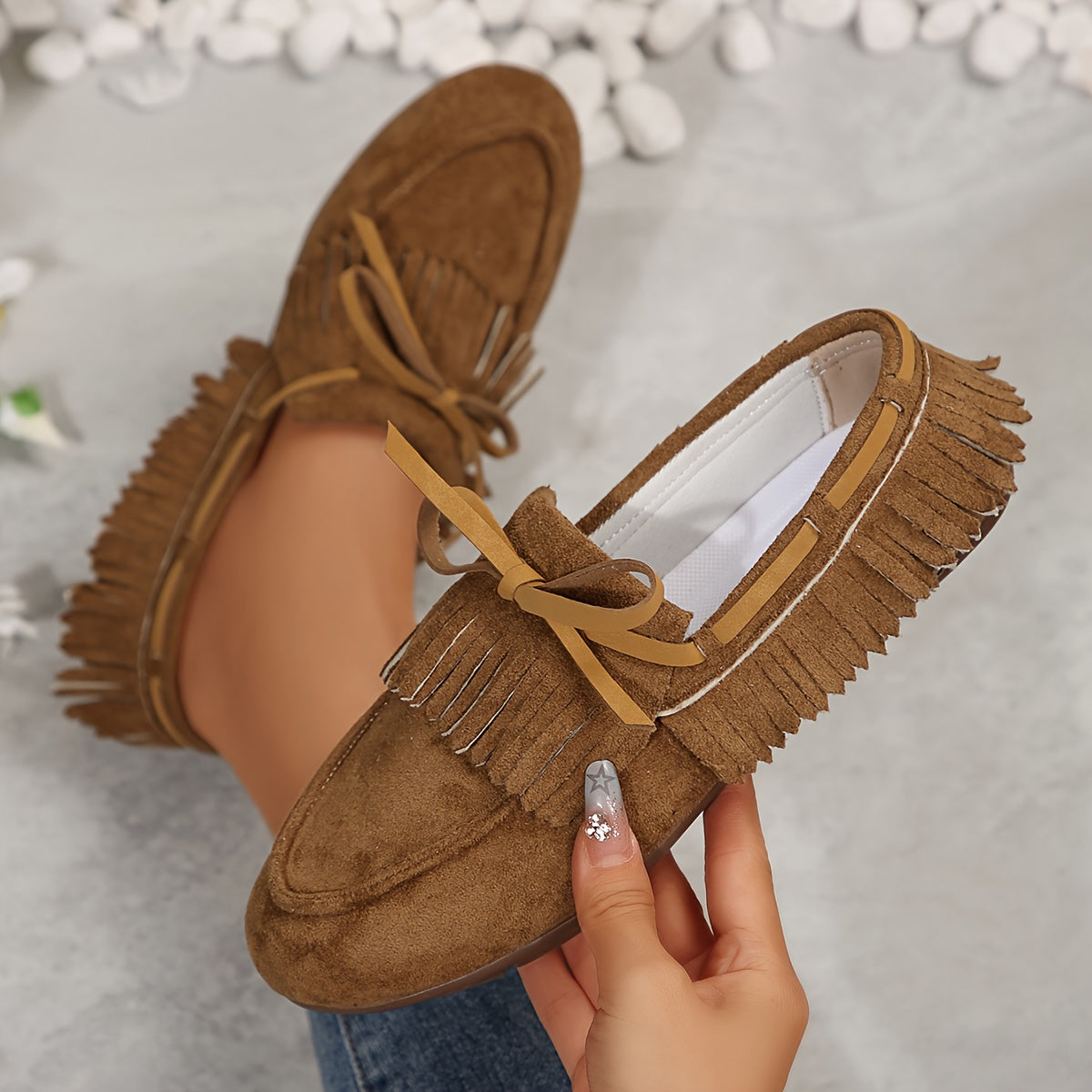 Women's Slip-On Moccasin Loafers with Fringe Tassels - Soft Brown Round-Toe All-Season Comfortable Casual Shoes, Beige & Brown Fringe Trim, Arch Support & Cushioned Insole, Durable Rubber Sole for Casual Attire, Office, Semi-Formal Events - Versatile All