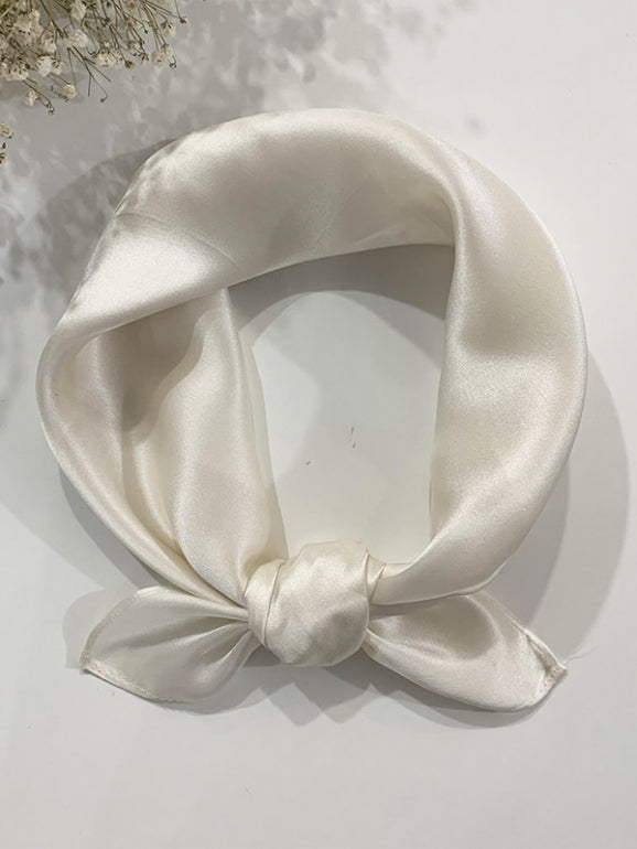 Milica – Tidløs farveharmoni dame firkantet tørklæde-Scarf-Zuruz-Elfenben-53 cm × 53 cm-Zuruz