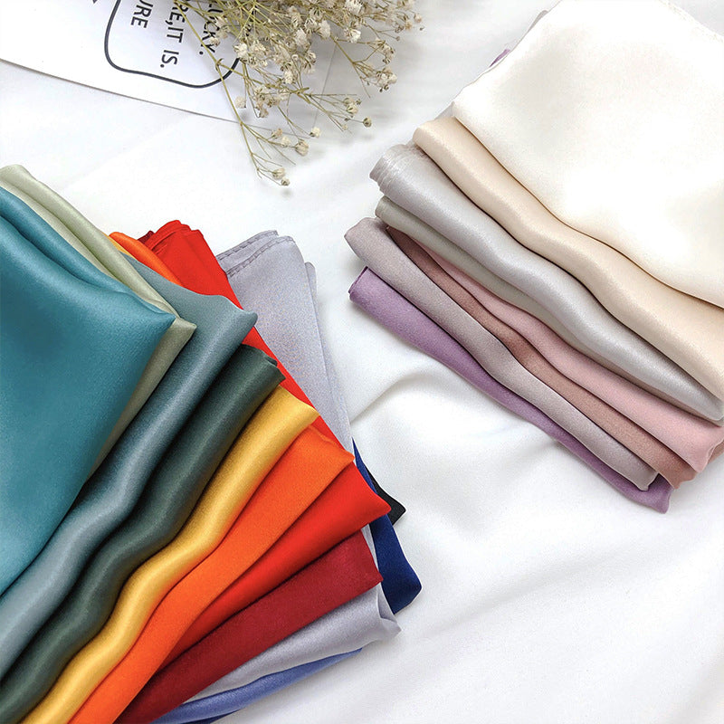 Milica – Tidløs farveharmoni dame firkantet tørklæde-Scarf-Zuruz-Zuruz