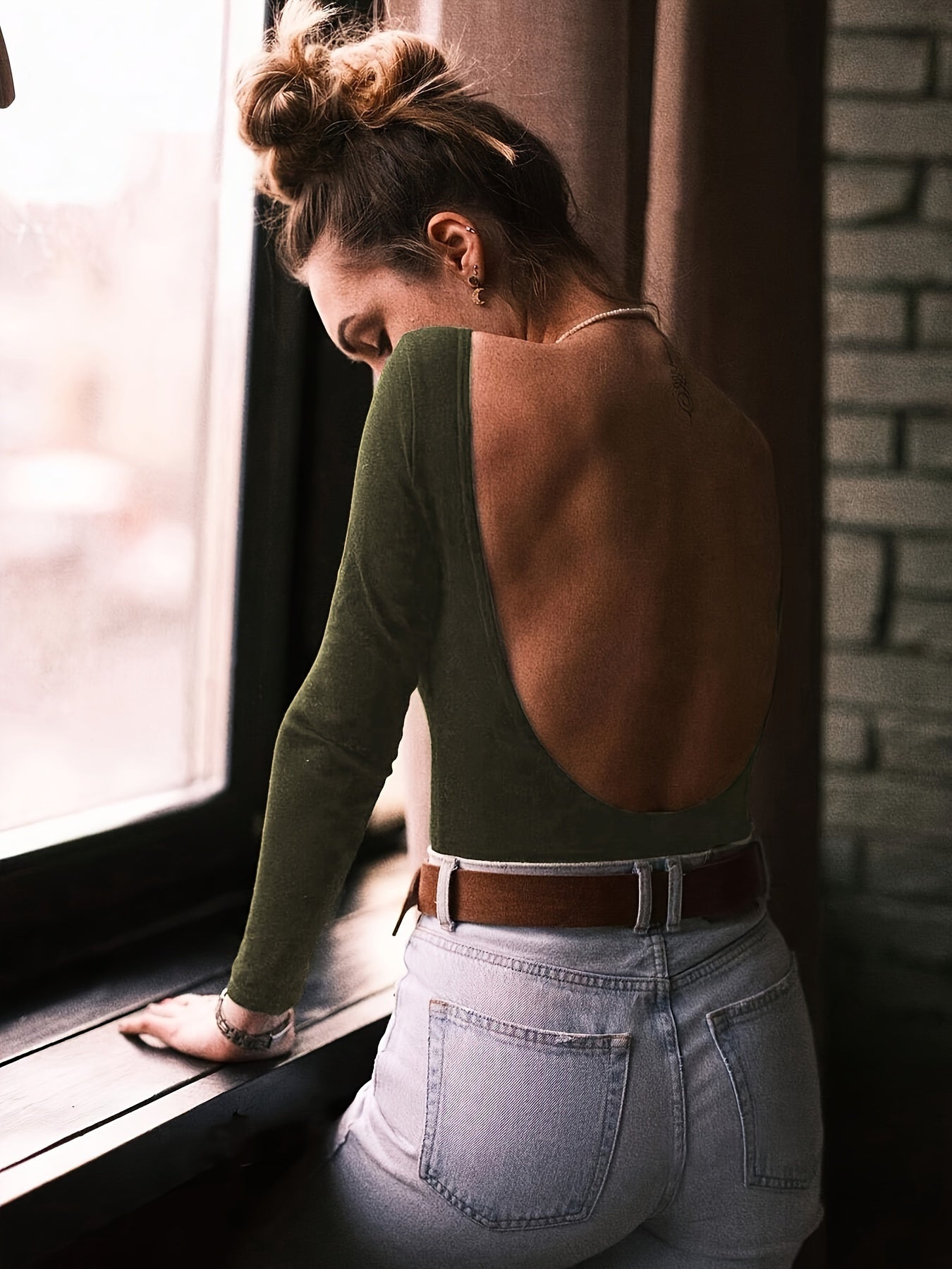 Solid Color Backless Bodysuit, Sexy Long Sleeve Bodysuit For Spring & Fall, Women's Clothing