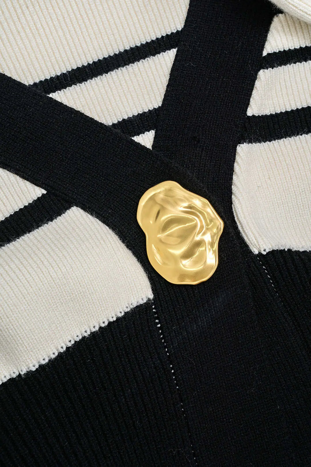 Selina – Kontrast Pyntesøm Rullekrave Kvinde Cardigan-Cardigans-Zuruz-Zuruz
