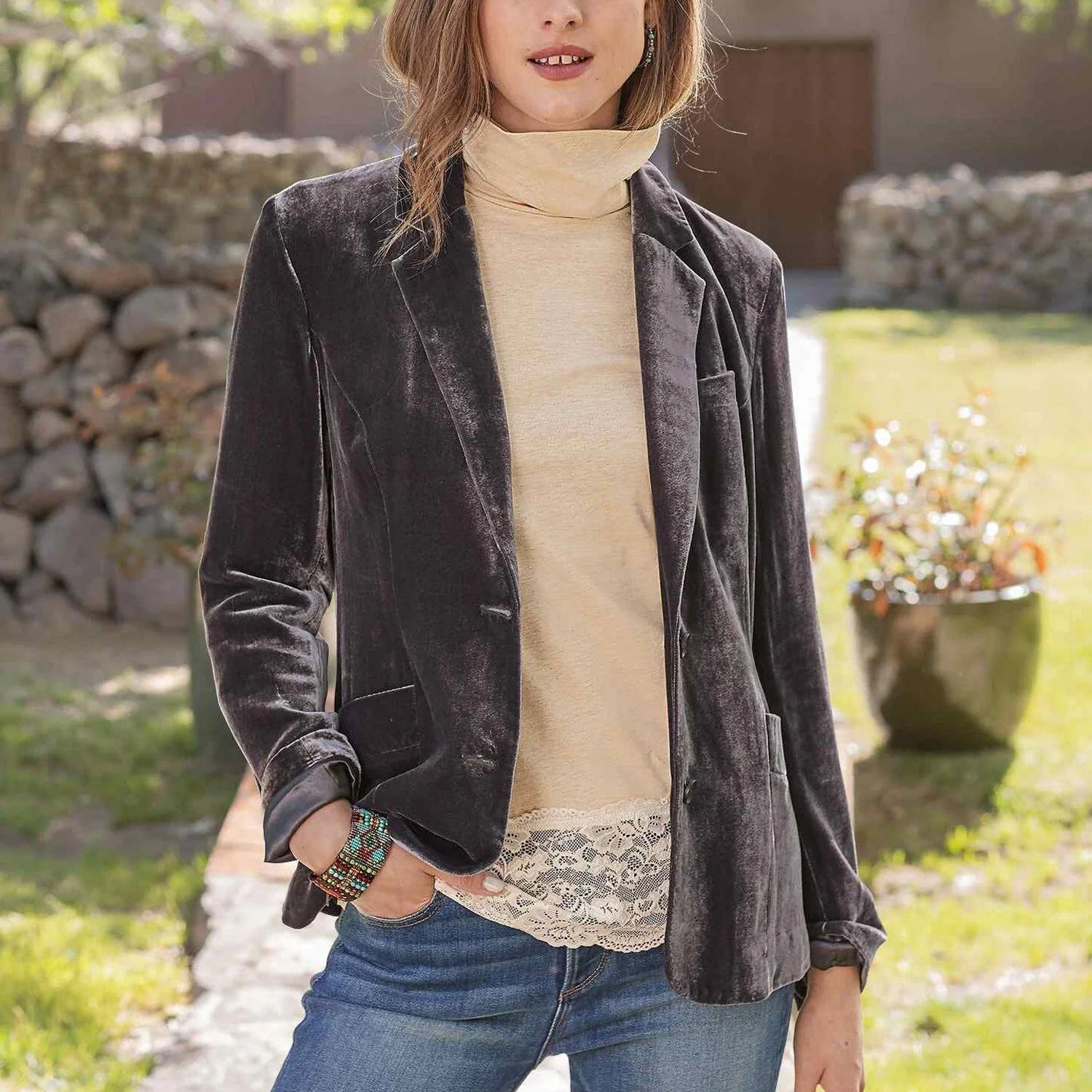 Velvet Blazer Jacket | Luxury Slim Fit | All-Season Women'S Statement Piece