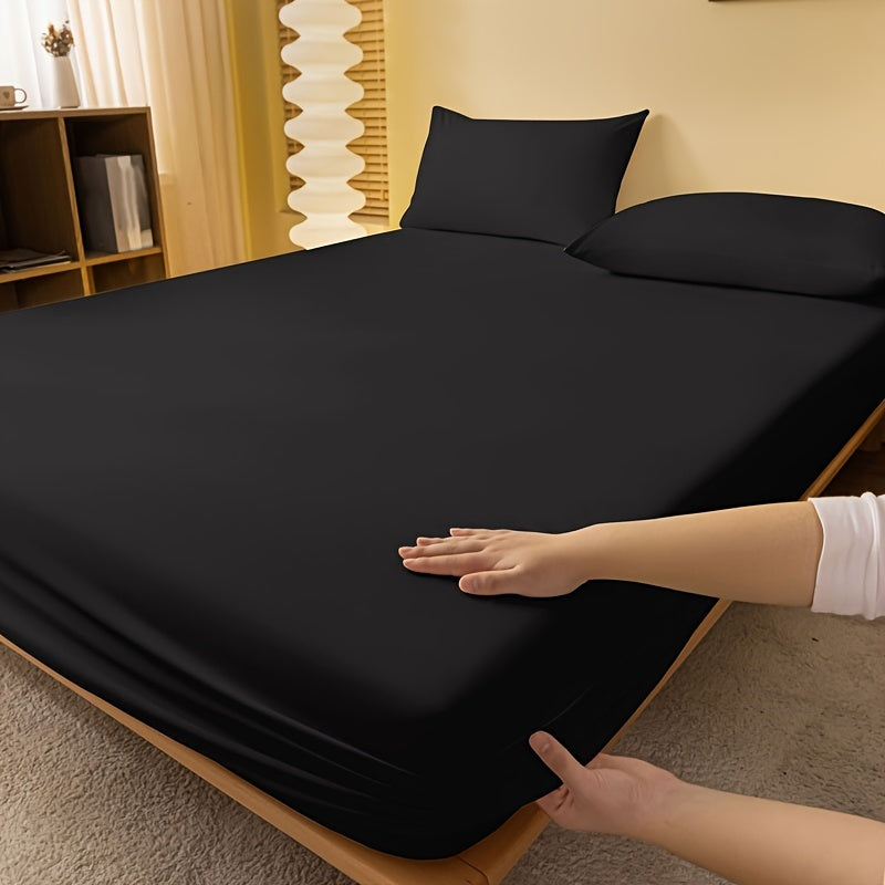 1pc Fitted Sheet, Soft Comfortable Solid Color Black Bedding Fitted Sheet, For Bedroom Guest Room Student Dorm, With Deep Pocket, Fitted Bed Sheet Only
